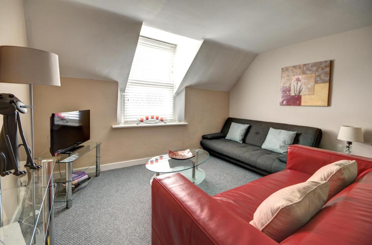 Walkers Court By Treetop Property Cirencester Esterno foto