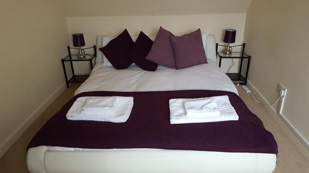 Walkers Court By Treetop Property Cirencester Esterno foto